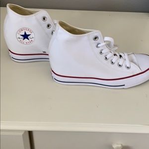 White chuck Taylor all stars